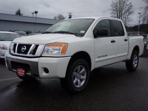 Nissan Titan SE Other