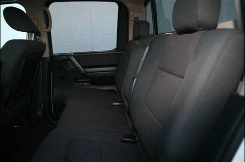 Nissan Titan 2010 photo 5