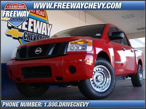 Nissan Titan 2010 photo 1