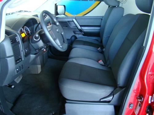 Nissan Titan 2010 photo 4