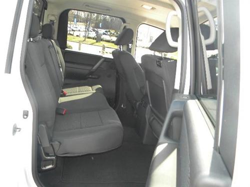 Nissan Titan 2010 photo 4