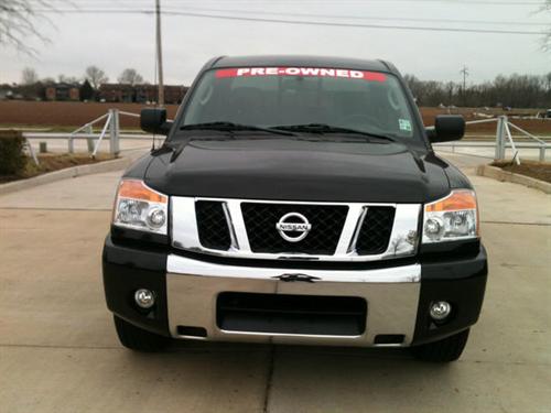 Nissan Titan Overland Hemi/ Navigation Other