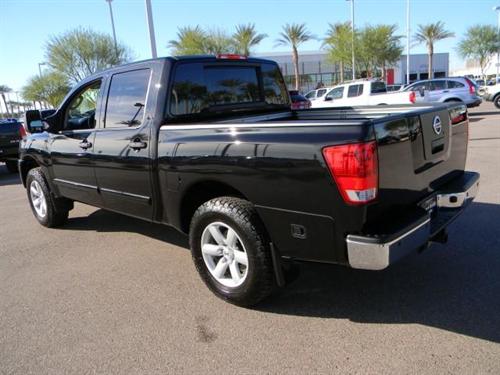 Nissan Titan 2010 photo 1