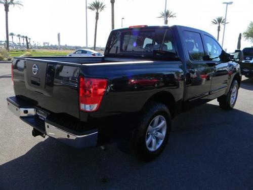 Nissan Titan 2010 photo 3