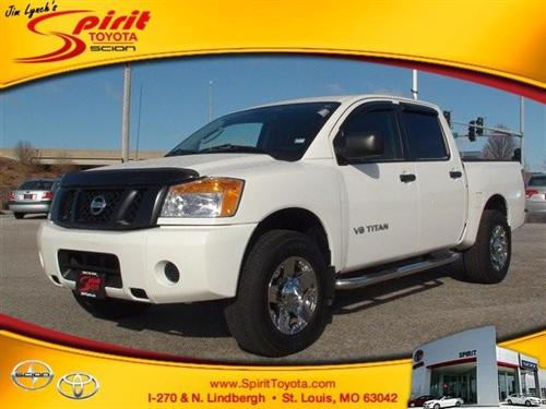 Nissan Titan SE Other
