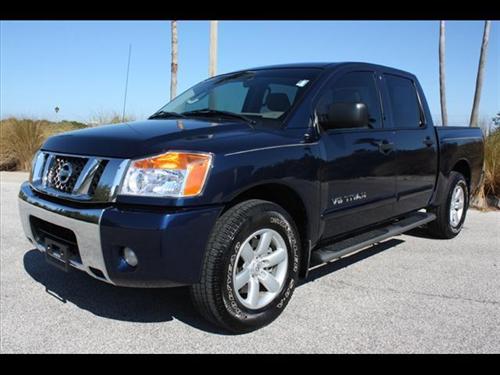 Nissan Titan 2010 photo 1