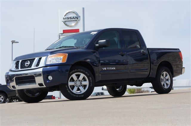 Nissan Titan SE Other