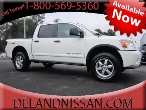 Nissan Titan 2010 photo 1