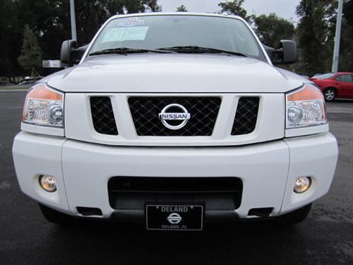 Nissan Titan LX Minivan Other