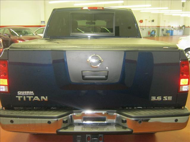 Nissan Titan 2010 photo 5