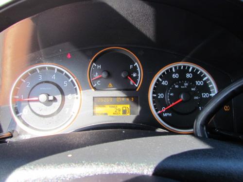 Nissan Titan 2010 photo 3