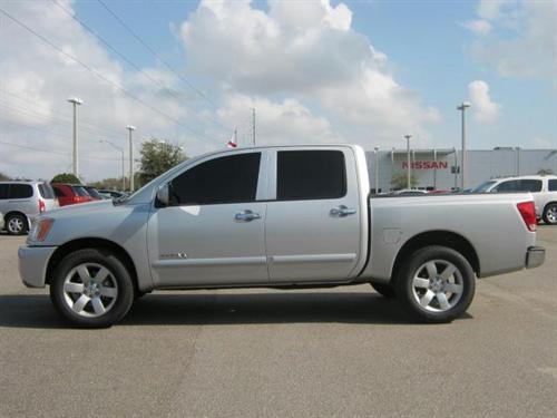 Nissan Titan 2010 photo 1