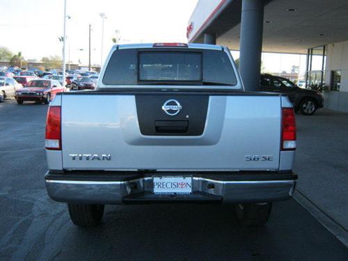 Nissan Titan 2010 photo 3
