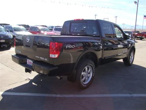 Nissan Titan 2010 photo 4