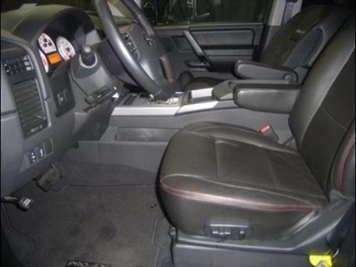 Nissan Titan LX Minivan Other