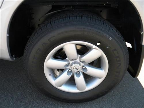 Nissan Titan 2010 photo 3