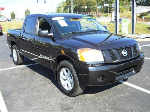 Nissan Titan SE Other