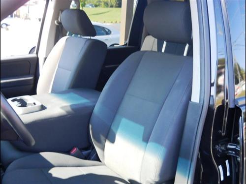 Nissan Titan 2010 photo 4