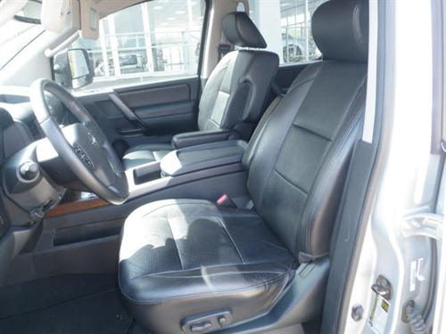 Nissan Titan 2010 photo 5