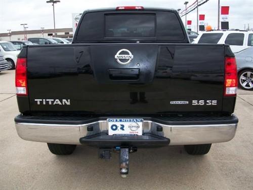 Nissan Titan 2010 photo 1