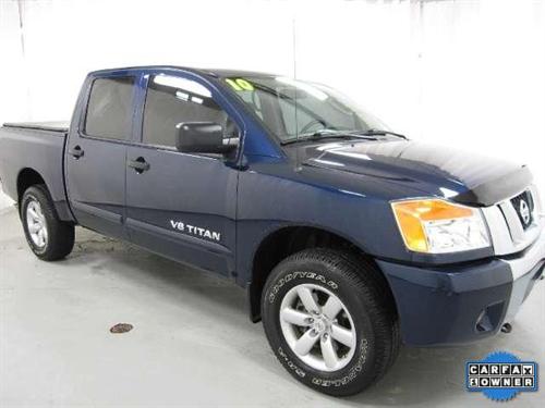Nissan Titan 2010 photo 2