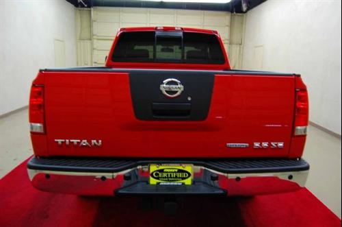 Nissan Titan 2010 photo 4