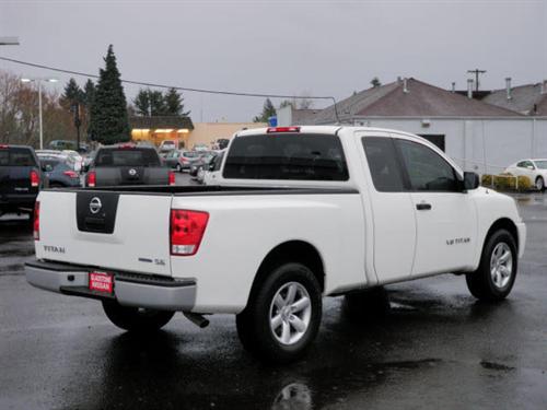Nissan Titan 2010 photo 3
