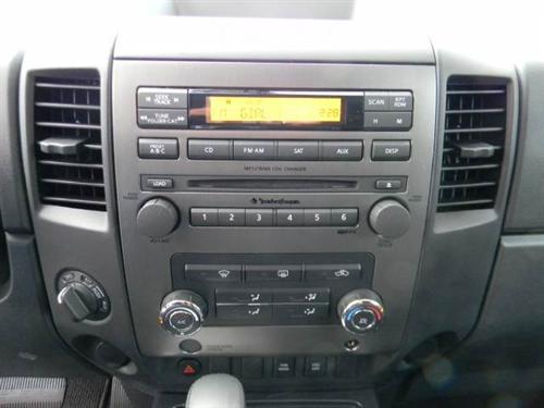 Nissan Titan 2010 photo 1