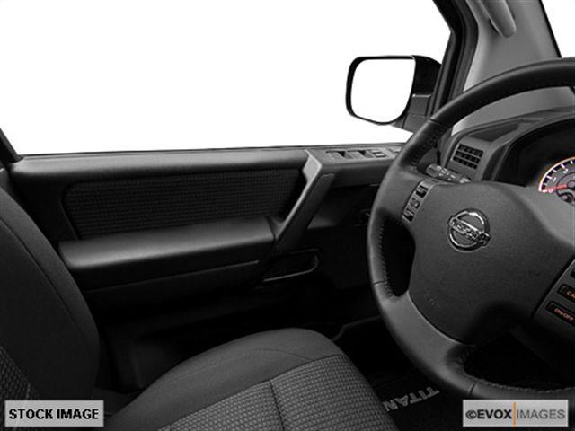 Nissan Titan 2010 photo 4
