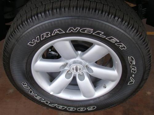 Nissan Titan 2010 photo 4