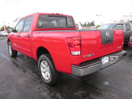 Nissan Titan 2010 photo 1