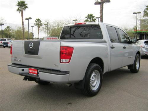 Nissan Titan 2010 photo 4