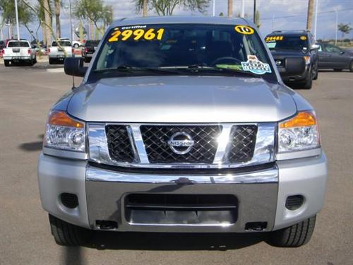 Nissan Titan 2010 photo 1