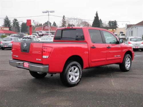 Nissan Titan 2010 photo 3
