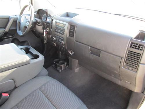 Nissan Titan 2010 photo 5