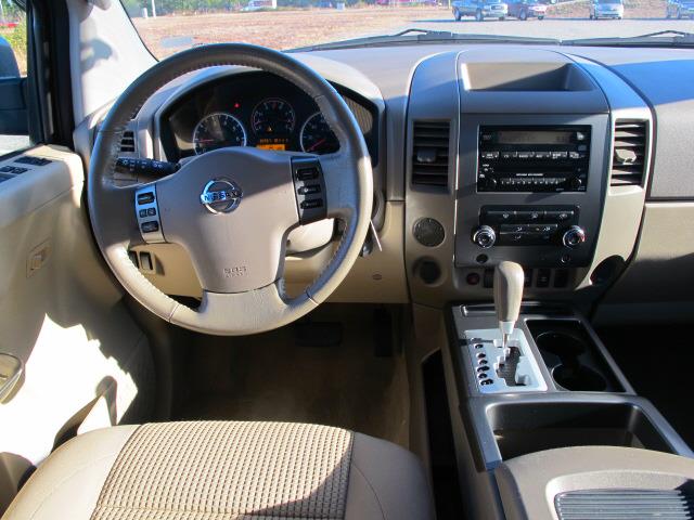 Nissan Titan 4.6L Eddie Bauer Pickup Truck