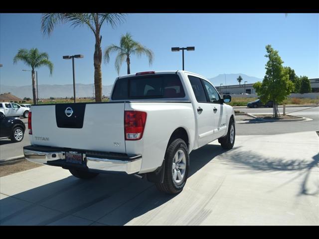 Nissan Titan 2011 photo 5