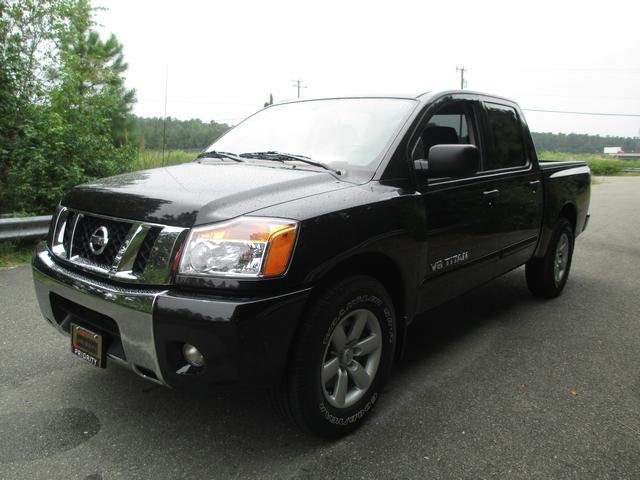 Nissan Titan 2012 photo 3