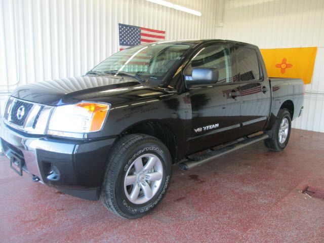 Nissan Titan 2013 photo 3