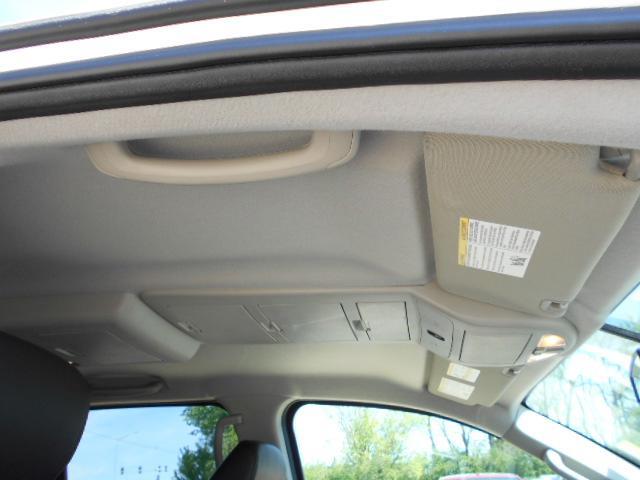 Nissan Titan 2013 photo 19