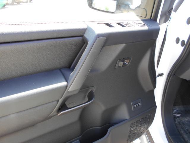 Nissan Titan 2013 photo 2