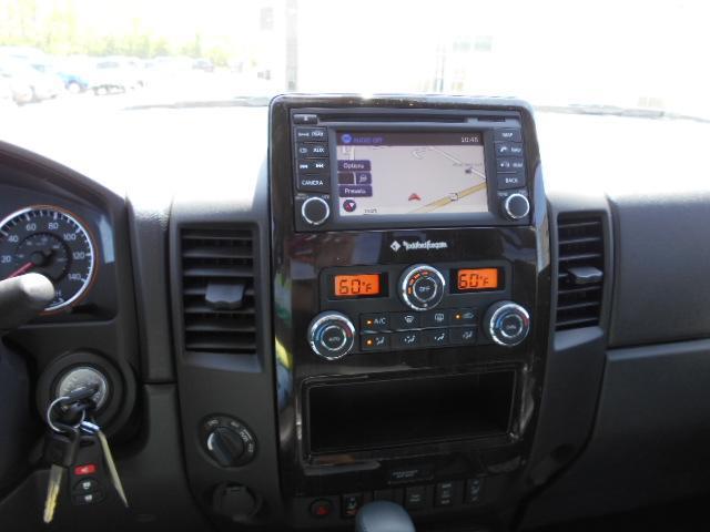 Nissan Titan 2013 photo 12