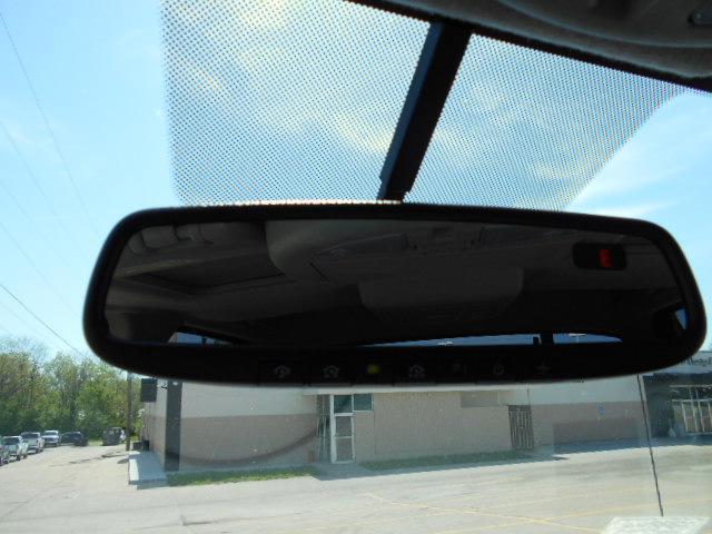 Nissan Titan 2013 photo 19