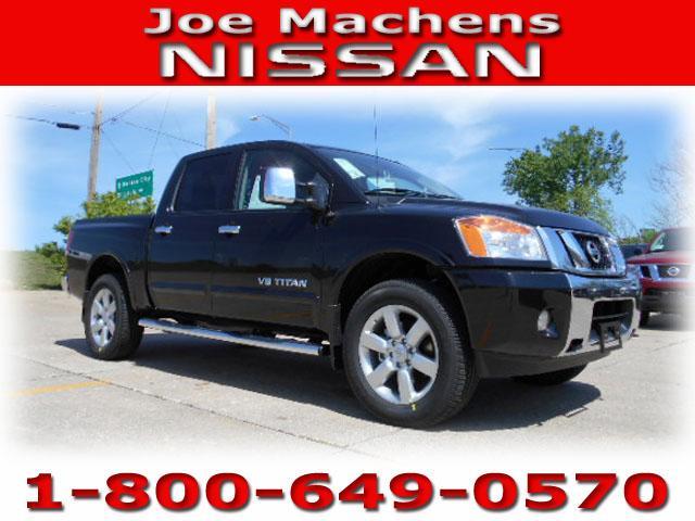 Nissan Titan 2013 photo 4