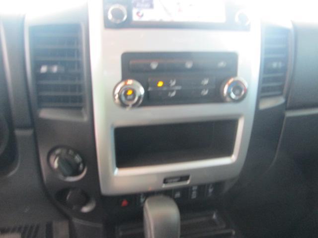 Nissan Titan 2013 photo 11