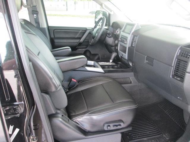 Nissan Titan 2013 photo 8