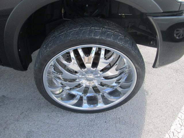 Nissan Titan 2013 photo 9