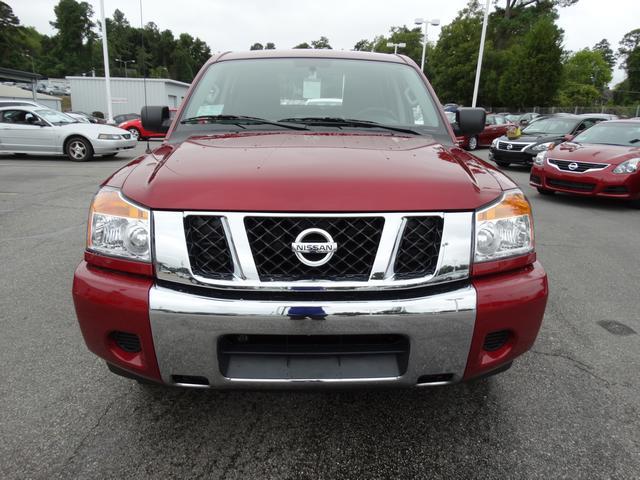 Nissan Titan 2013 photo 1