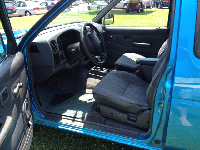 Nissan Unspecified 1997 photo 4