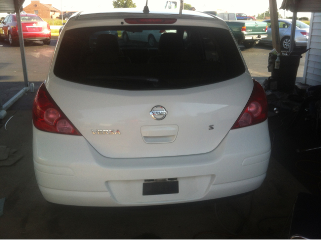 Nissan Versa 2007 photo 1